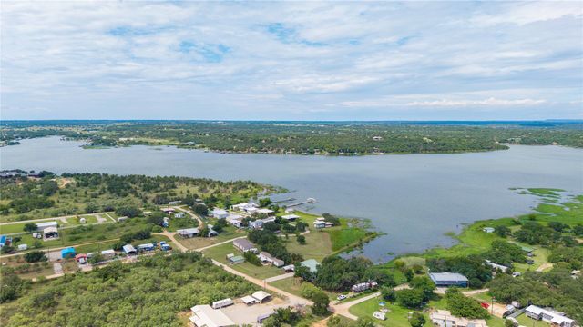 9080 EZ Does It, Brownwood, TX 76801