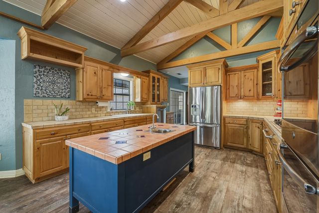 1838 Mt Pleasant Rd, Hallsville, TX 75650