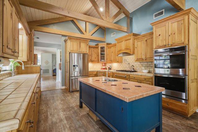 1838 Mt Pleasant Rd, Hallsville, TX 75650