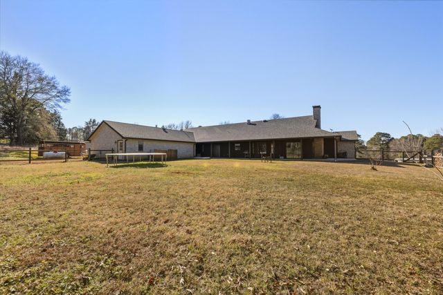 1838 Mt Pleasant Rd, Hallsville, TX 75650