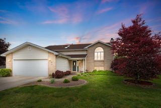 1421 Capri Lane, Dyer, IN 46311
