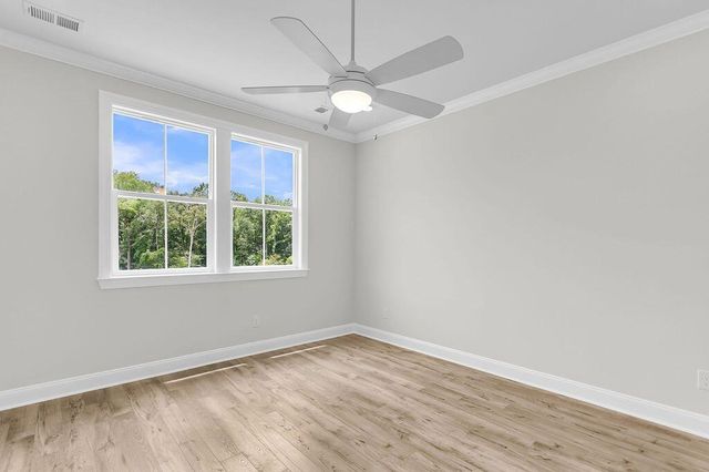 7325 Longtown Drive, Hanahan, SC 29410
