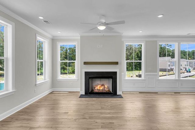 7325 Longtown Drive, Hanahan, SC 29410
