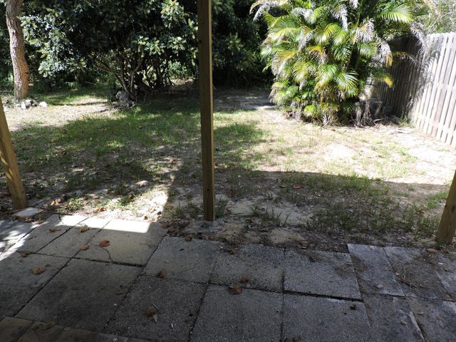 9046 SE Parkway Drive, Hobe Sound, FL 33455