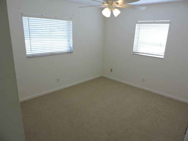 9046 SE Parkway Drive, Hobe Sound, FL 33455