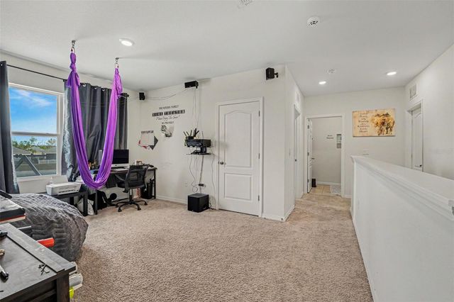 502 AUTUMN STREAM DRIVE, Auburndale, FL 33823