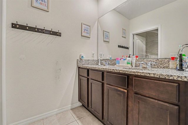 502 AUTUMN STREAM DRIVE, Auburndale, FL 33823