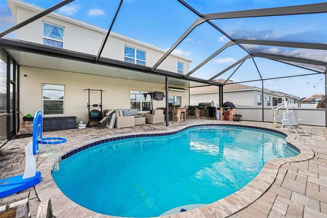 502 AUTUMN STREAM DRIVE, Auburndale, FL 33823