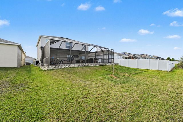 502 AUTUMN STREAM DRIVE, Auburndale, FL 33823