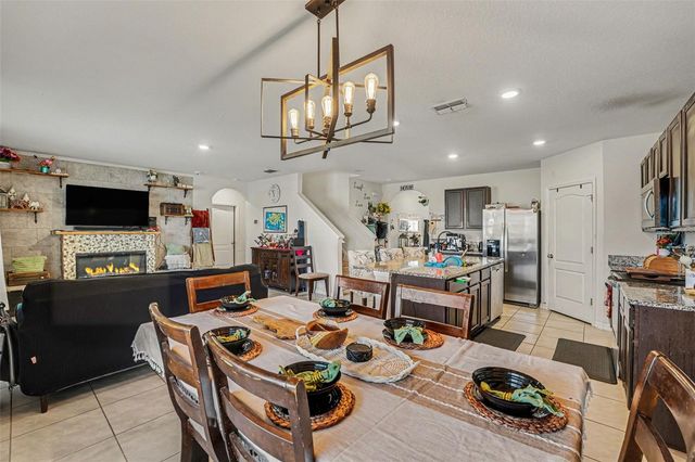 502 AUTUMN STREAM DRIVE, Auburndale, FL 33823