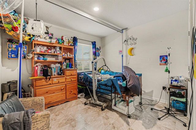 502 AUTUMN STREAM DRIVE, Auburndale, FL 33823