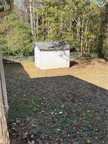 4659 Huntingwood Road, Ramseur, NC 27316