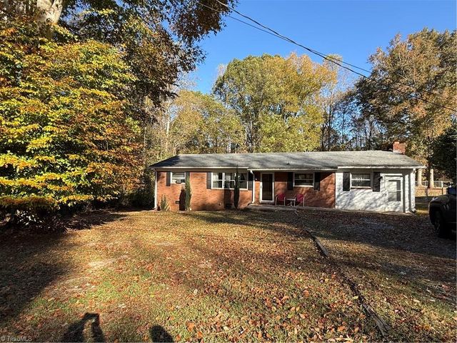 4659 Huntingwood Road, Ramseur, NC 27316