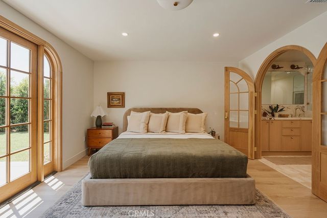 1081 Tulare, Costa Mesa, CA 92626