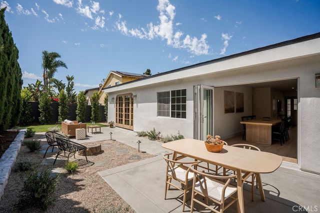 1081 Tulare, Costa Mesa, CA 92626