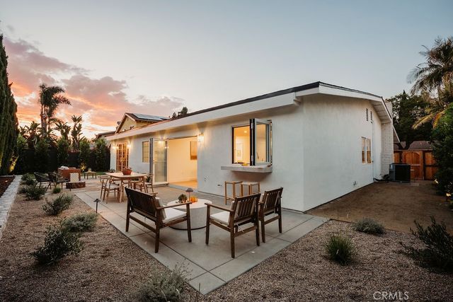 1081 Tulare, Costa Mesa, CA 92626