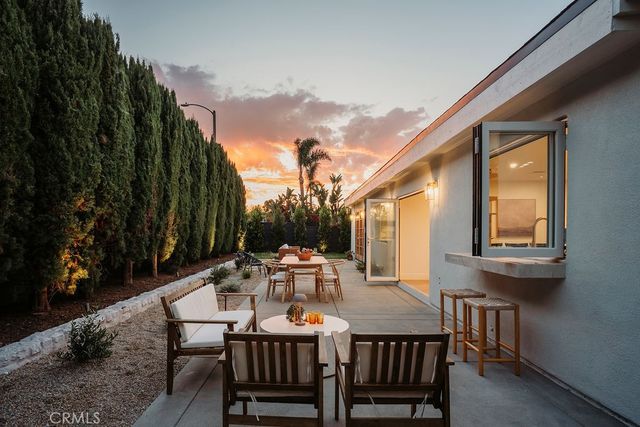 1081 Tulare, Costa Mesa, CA 92626