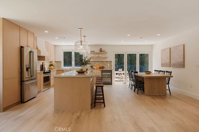 1081 Tulare, Costa Mesa, CA 92626