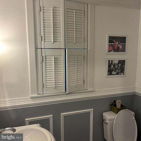 1720 VERBENA ST NW, Washington, DC 20012