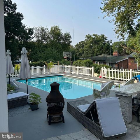 1720 VERBENA ST NW, Washington, DC 20012