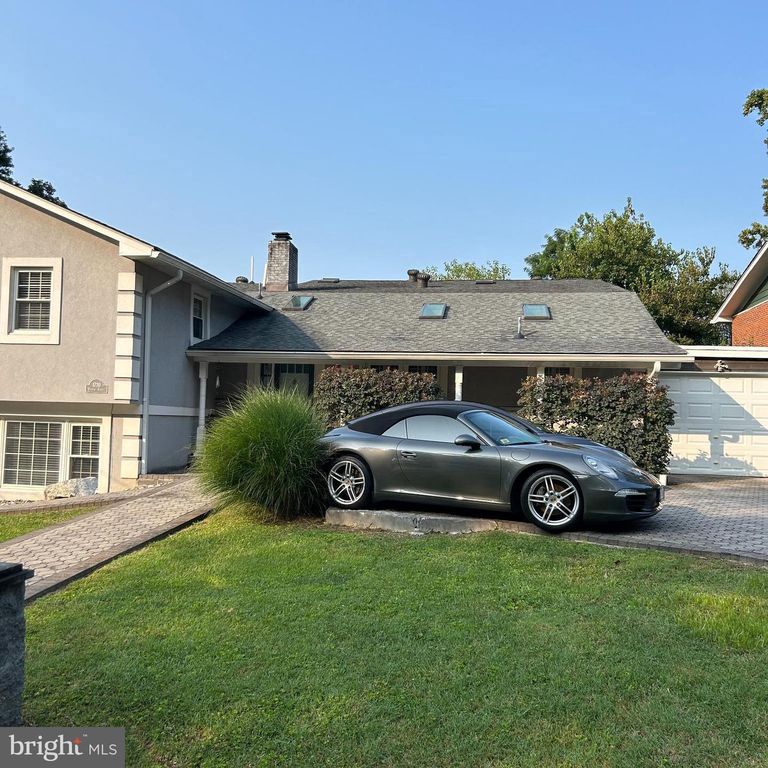 1720 VERBENA ST NW, Washington, DC 20012