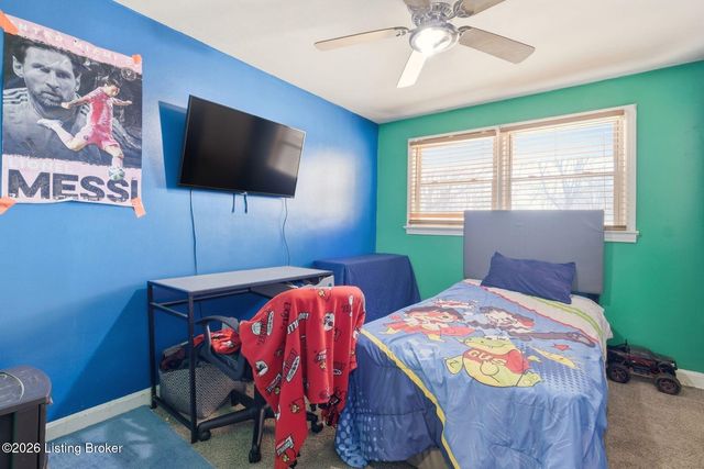 2403 Adrienne Way, Louisville, KY 40216