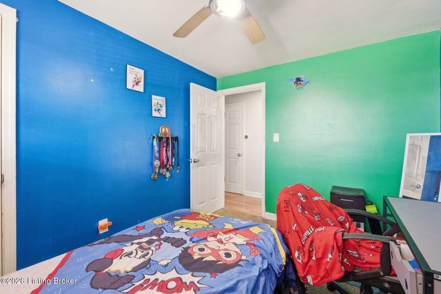 2403 Adrienne Way, Louisville, KY 40216