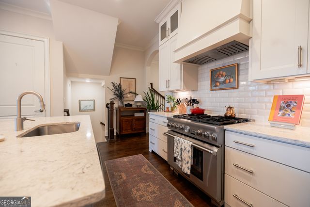 613 Abbington River Lane, Atlanta, GA 30339