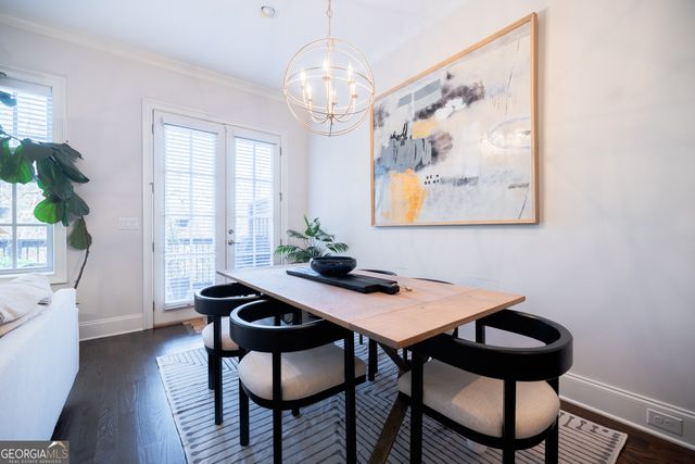 613 Abbington River Lane, Atlanta, GA 30339