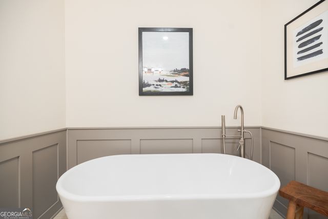 613 Abbington River Lane, Atlanta, GA 30339