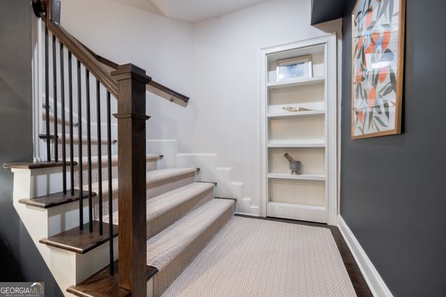 613 Abbington River Lane, Atlanta, GA 30339