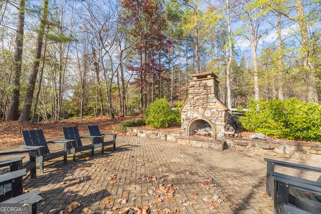 613 Abbington River Lane, Atlanta, GA 30339