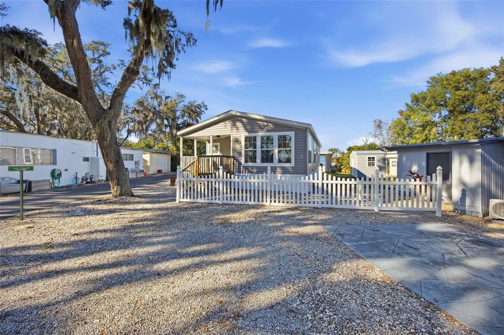 3896 PICCIOLA ROAD 532, Fruitland Park, FL 34731