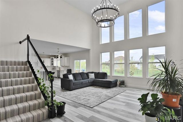 112 Westhaven View Drive, Wentzville, MO 63385