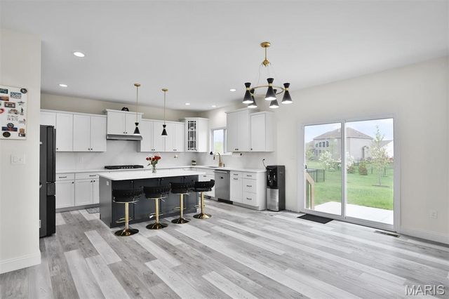 112 Westhaven View Drive, Wentzville, MO 63385