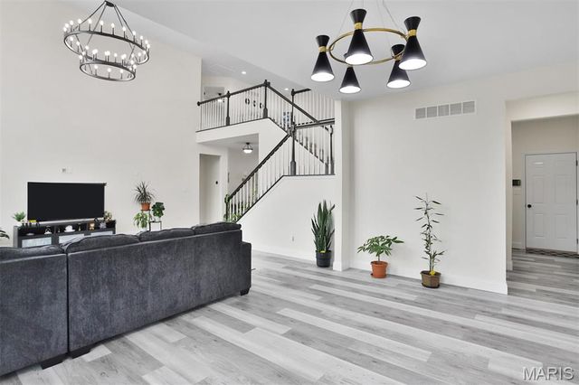 112 Westhaven View Drive, Wentzville, MO 63385