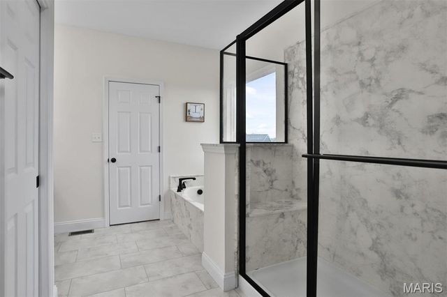 112 Westhaven View Drive, Wentzville, MO 63385