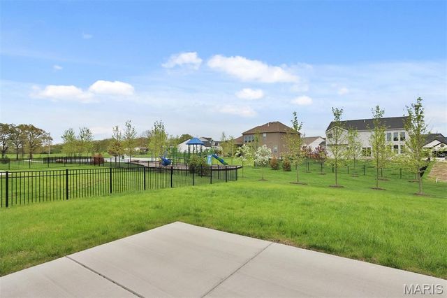 112 Westhaven View Drive, Wentzville, MO 63385