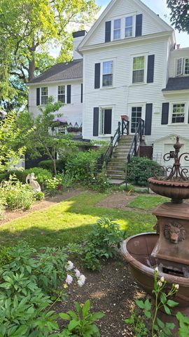 102 N State Street, Concord, NH 03301