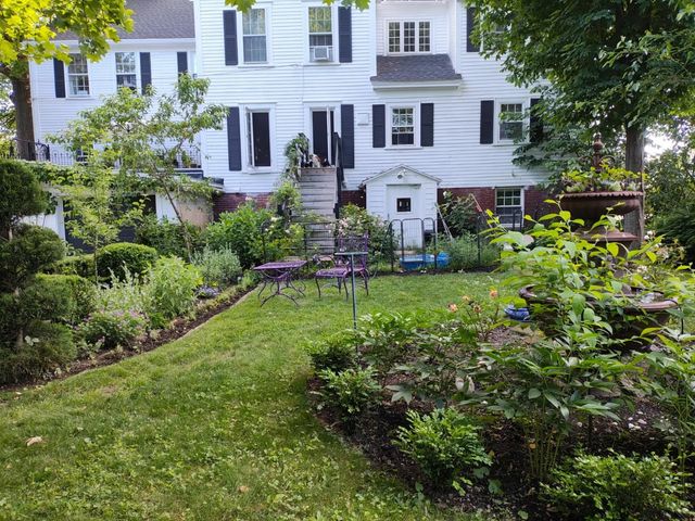 102 N State Street, Concord, NH 03301