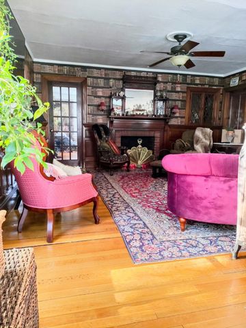 102 N State Street, Concord, NH 03301
