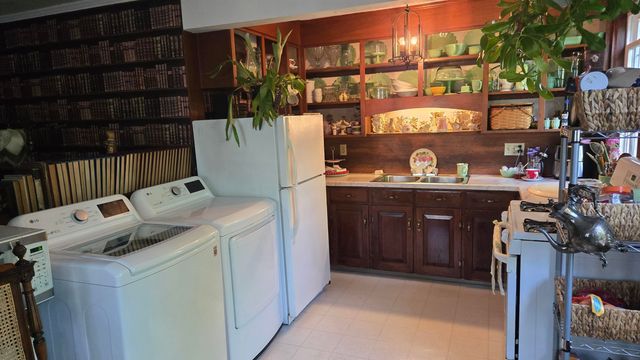 102 N State Street, Concord, NH 03301