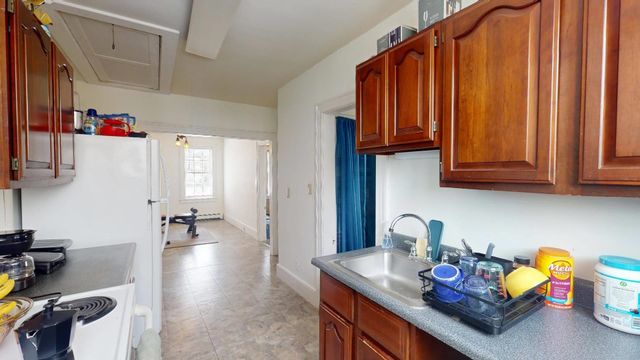 102 N State Street, Concord, NH 03301
