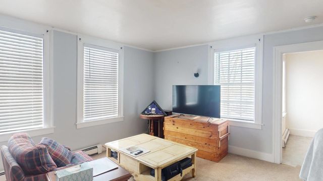 102 N State Street, Concord, NH 03301