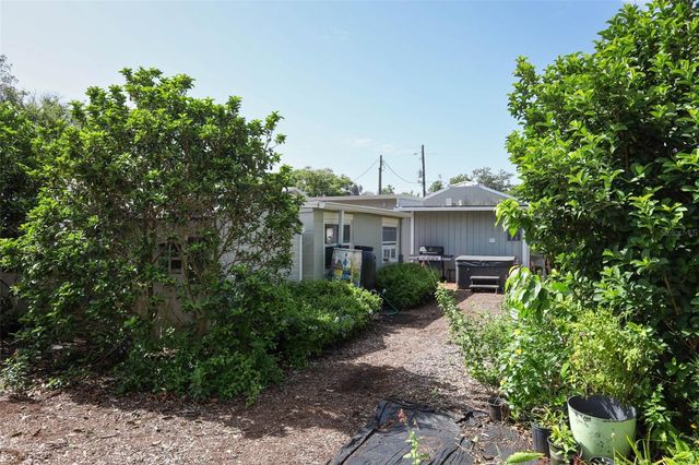 1419 CANTON STREET, Orlando, FL 32803