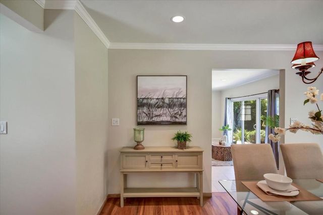 909 Laurence Avenue, Capitola, CA 95010
