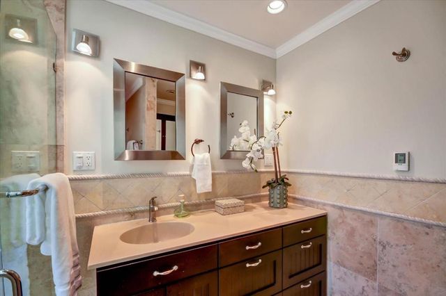 909 Laurence Avenue, Capitola, CA 95010