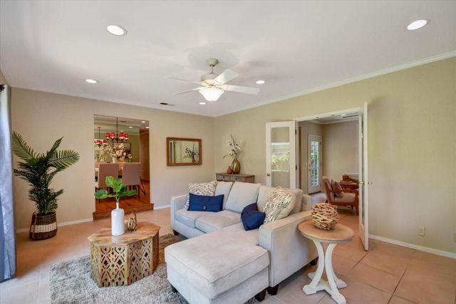 909 Laurence Avenue, Capitola, CA 95010