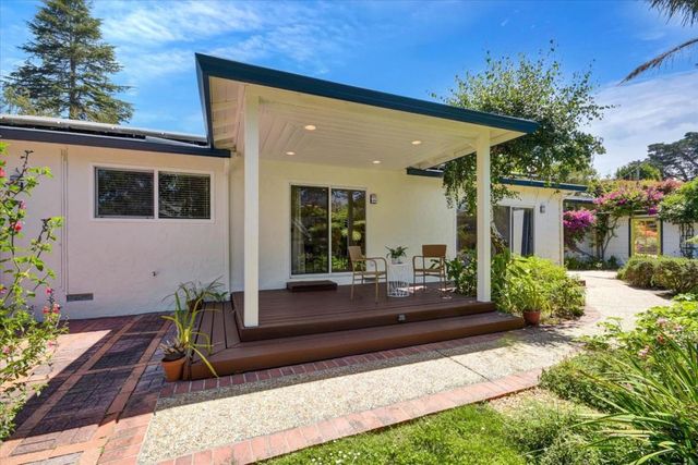 909 Laurence Avenue, Capitola, CA 95010