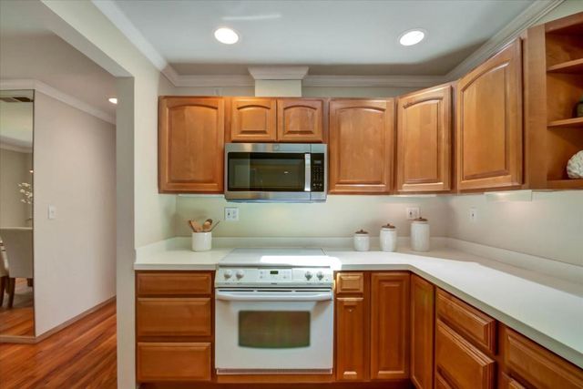 909 Laurence Avenue, Capitola, CA 95010